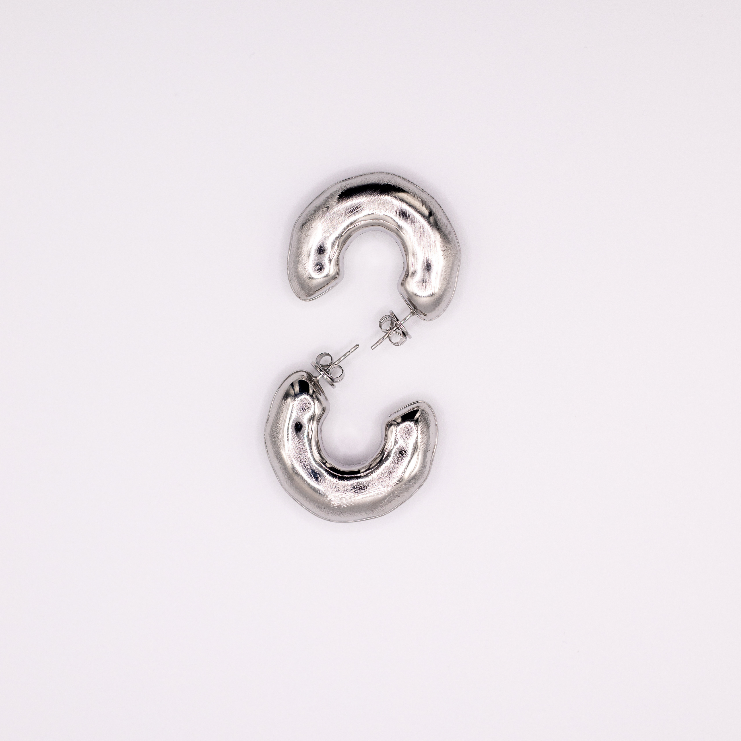 Pendientes Lava Plateada